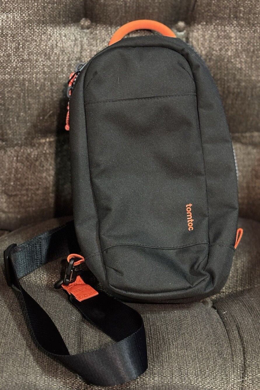 Tomtoc G 49 Gameon Nintendo Switch 2 Sling Bag New Black Carrier Adjustable